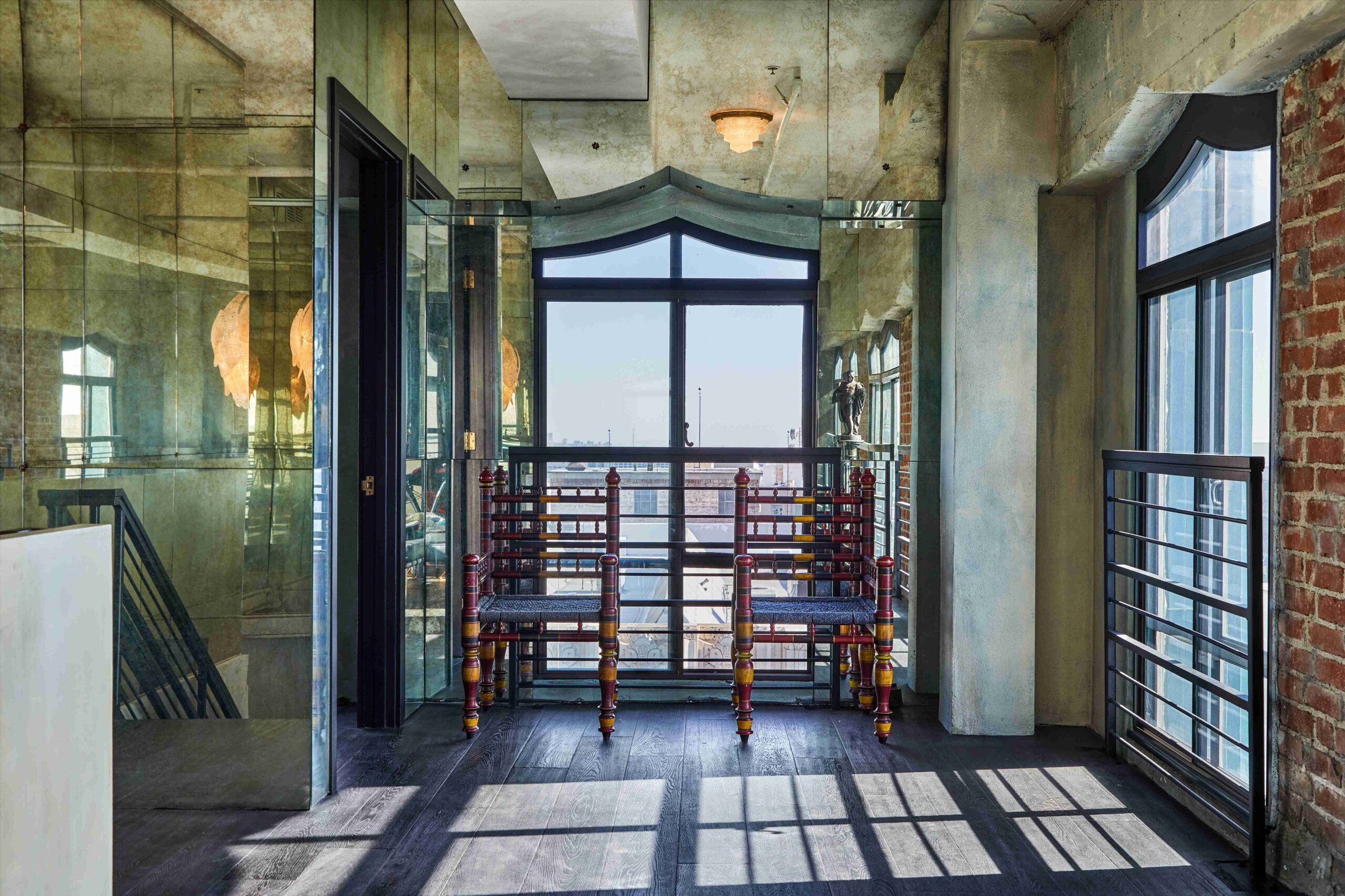 Downtown Los Angeles - Upstairs Hallway