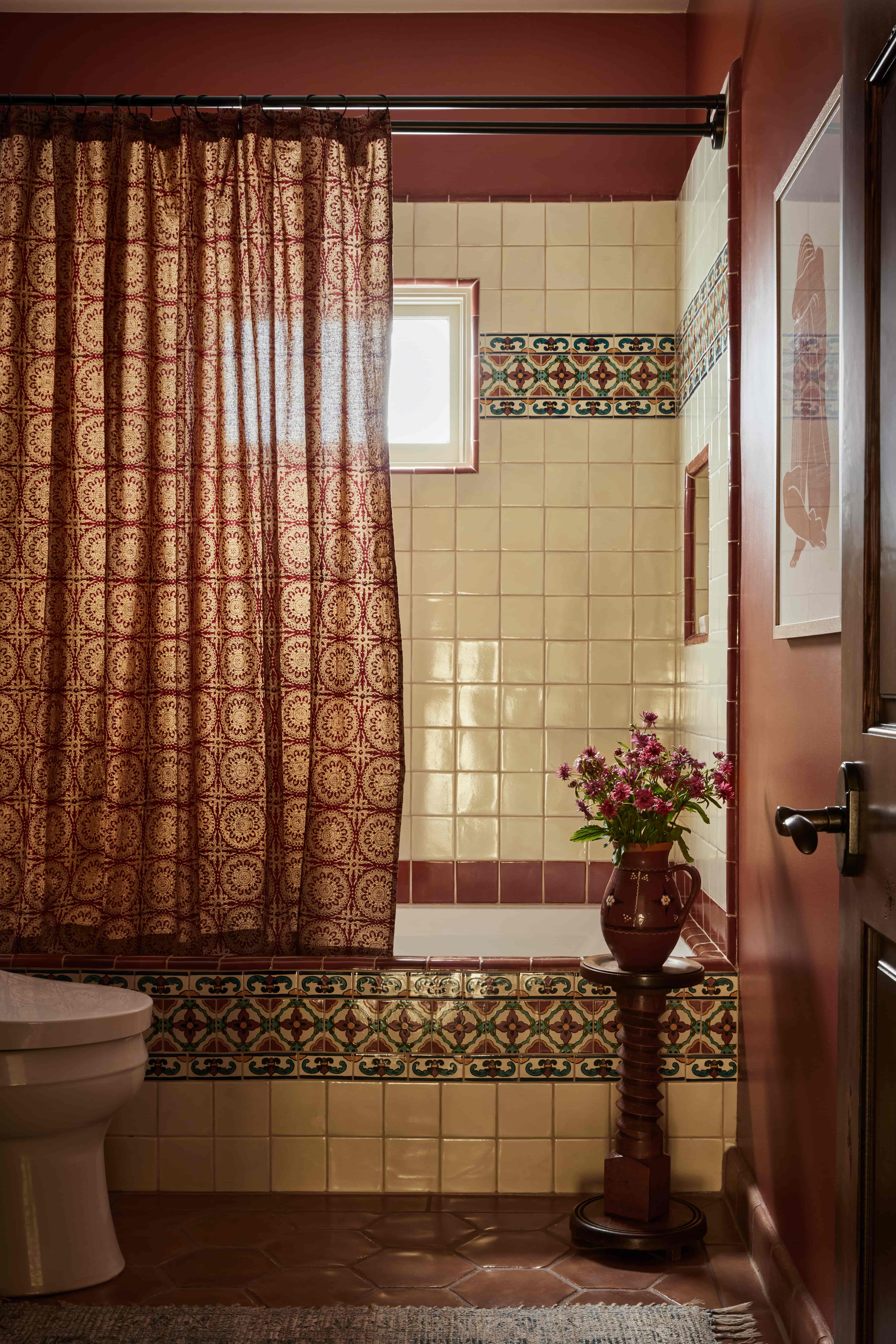 Dorothy - Bathroom